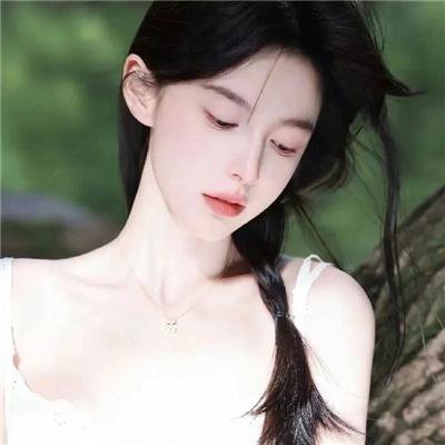 关于她的二三事