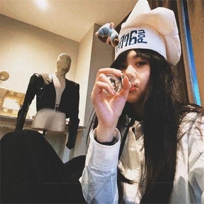 与彩云相遇2023
